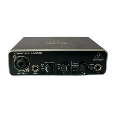Behringer U-phoria UMC22